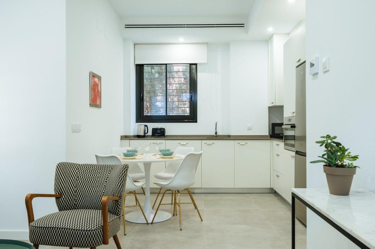 Urban Pulses Nervion Apartment Seville Exterior photo